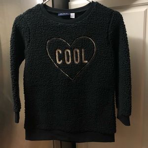 CUTE BLACK SWEATER 😍❤️